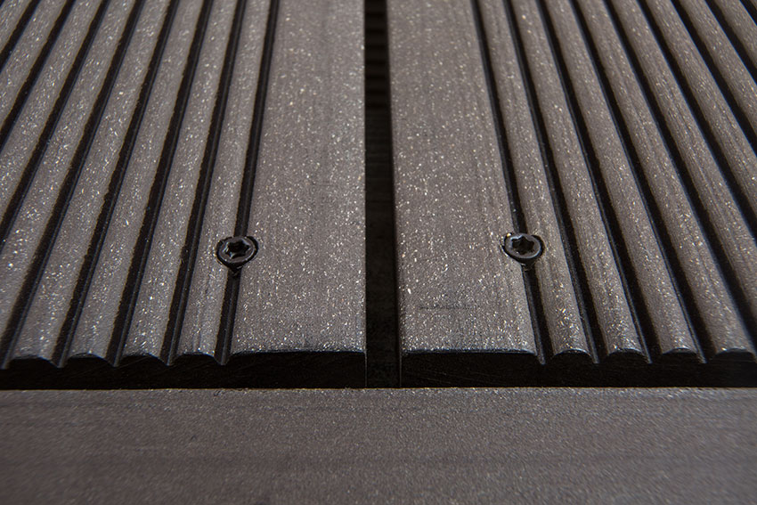 Composite Decking fixed with Smartboard Screws